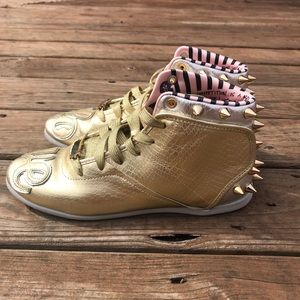 Melody Ehsani Reebok gold sneakers size 8